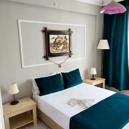 Hotell Erenler 2*